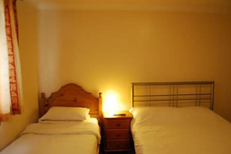 Hillingdon Lodge Habitación foto